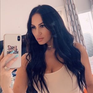 Meet your Posher, Aldina